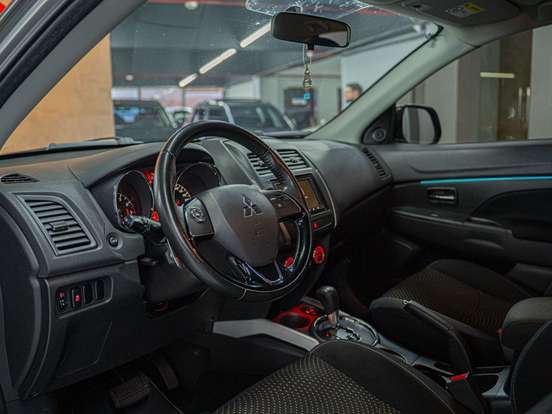 MITSUBISHI-ASX-2019
