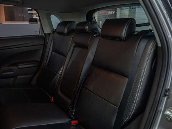 MITSUBISHI-ASX-2015
