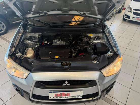 MITSUBISHI-ASX-2011