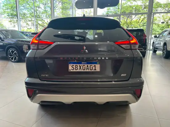 MITSUBISHI-ECLIPSE CROSS-2024