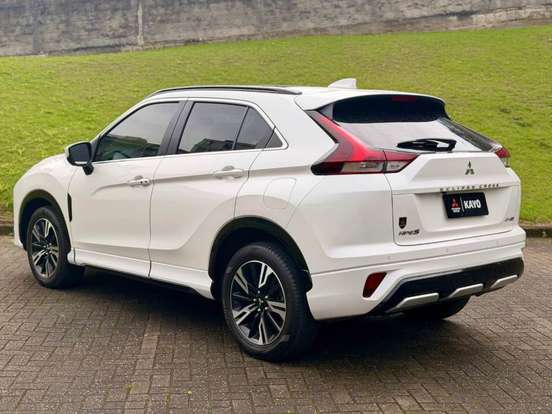 MITSUBISHI-ECLIPSE CROSS-2024