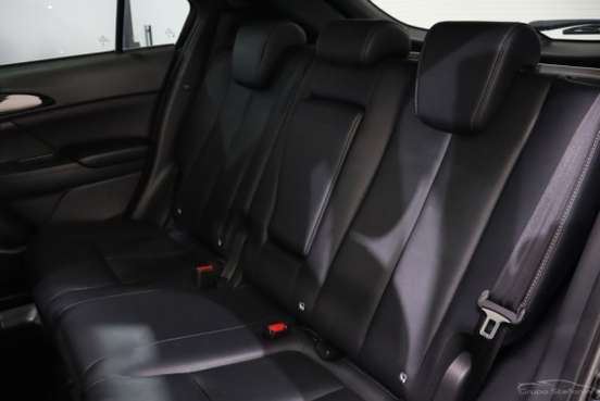 MITSUBISHI-ECLIPSE CROSS-2024