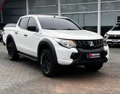 MITSUBISHI L200 TRITON 2.4 16V TURBO DIESEL OUTDOOR GLS CD 4X4 AUTOMÁTICO MITSUBISHI L200 TRITON 2.4 16V TURBO DIESEL OUTDOOR GLS CD 4X4 AUTOMÁTICO