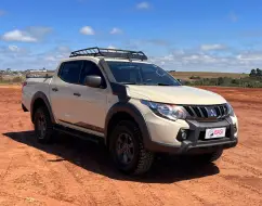 MITSUBISHI L200 TRITON 2.4 16V TURBO DIESEL SAVANA GLS CD 4X4 AUTOMÁTICO MITSUBISHI L200 TRITON 2.4 16V TURBO DIESEL SAVANA GLS CD 4X4 AUTOMÁTICO