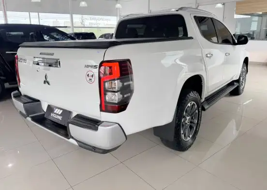 MITSUBISHI-L200 TRITON-2020