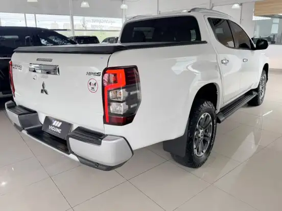 MITSUBISHI-L200 TRITON-2.4 16V TURBO DIESEL SPORT HPE-S CD 4P 4X4 AUTOMÁTICO MITSUBISHI-L200 TRITON-2020