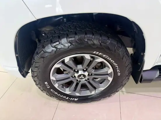 MITSUBISHI-L200 TRITON-2020