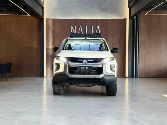 MITSUBISHI-L200 TRITON-2.4 16V TURBO DIESEL SPORT SAVANA CD 4P 4X4 AUTOMÁTICO MITSUBISHI-L200 TRITON-2023