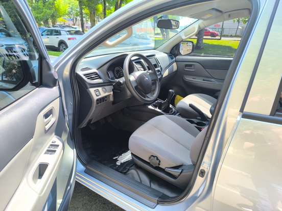 MITSUBISHI-L200 TRITON-2.4 16V TURBO DIESEL OUTDOOR GLX CD 4X4 MANUAL MITSUBISHI-L200 TRITON-2024
