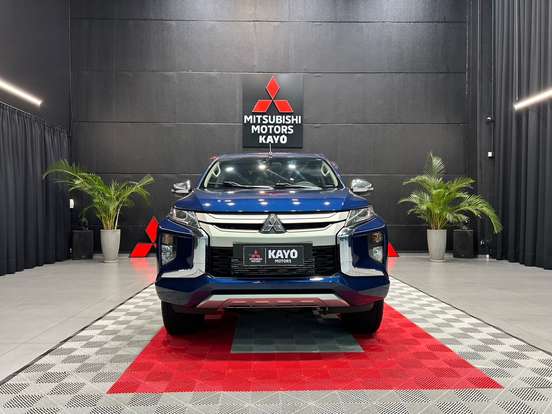 MITSUBISHI-L200 TRITON-2.4 16V TURBO DIESEL SPORT HPE CD 4P 4X4 AUTOMÁTICO MITSUBISHI-L200 TRITON-2022