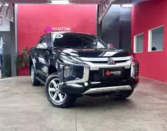 MITSUBISHI L200 TRITON 2.4 16V TURBO DIESEL SPORT HPE CD 4P 4X4 AUTOMÁTICO MITSUBISHI L200 TRITON 2.4 16V TURBO DIESEL SPORT HPE CD 4P 4X4 AUTOMÁTICO