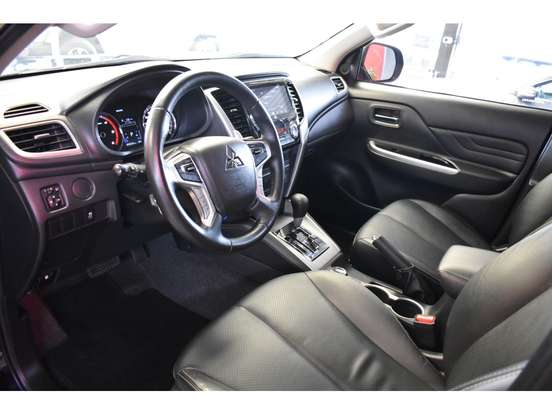 MITSUBISHI-L200 TRITON-2.4 16V TURBO DIESEL SPORT HPE CD 4P 4X4 AUTOMÁTICO MITSUBISHI-L200 TRITON-2021