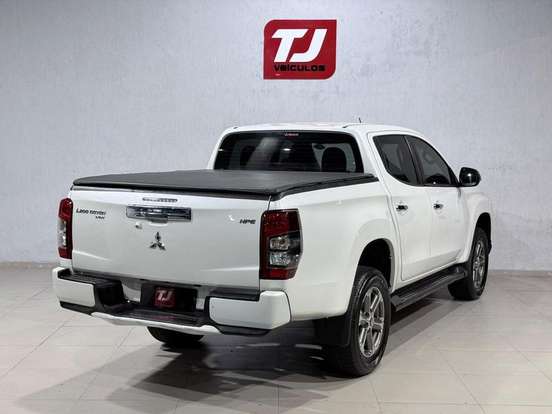 MITSUBISHI-L200 TRITON-2.4 16V TURBO DIESEL SPORT HPE CD 4P 4X4 AUTOMÁTICO MITSUBISHI-L200 TRITON-2020