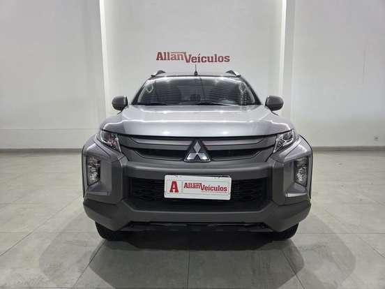 MITSUBISHI-L200 TRITON-2.4 16V TURBO DIESEL SPORT OUTDOOR GLS CD 4P 4X4 AUTOMÁTICO MITSUBISHI-L200 TRITON-2024