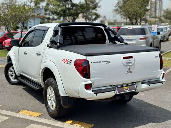 MITSUBISHI-L200 TRITON-2013