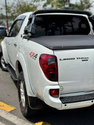MITSUBISHI-L200 TRITON-2013