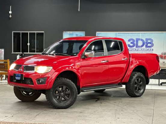 MITSUBISHI-L200 TRITON-3.5 HPE 4X4 CD V6 24V FLEX 4P AUTOMÁTICO MITSUBISHI-L200 TRITON-2012