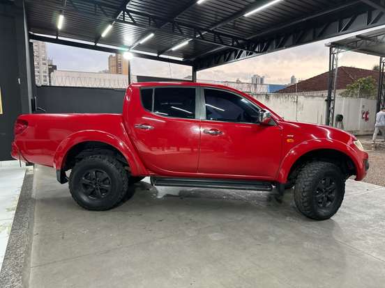 MITSUBISHI-L200 TRITON-2012