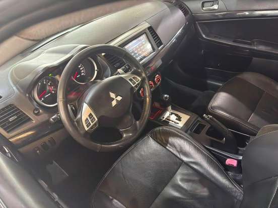 MITSUBISHI-LANCER-2011