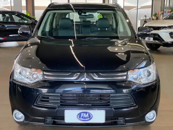 MITSUBISHI-OUTLANDER-2.0 16V GASOLINA 4P AUTOMÁTICO MITSUBISHI-OUTLANDER-2014