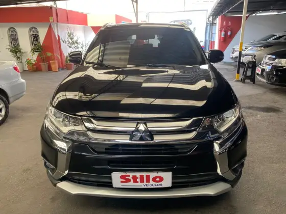 MITSUBISHI OUTLANDER 2.0 COMFORT 16V GASOLINA 4P AUTOMÁTICO