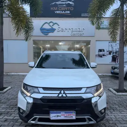 MITSUBISHI-OUTLANDER-2.2 MIVEC DI-D DIESEL HPE-S AWD AUTOMÁTICO MITSUBISHI-OUTLANDER-2018