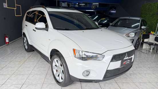 MITSUBISHI-OUTLANDER-2012
