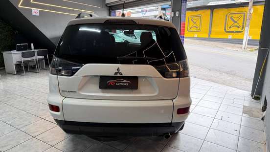 MITSUBISHI-OUTLANDER-2.0 16V GASOLINA 4P AUTOMÁTICO MITSUBISHI-OUTLANDER-2012