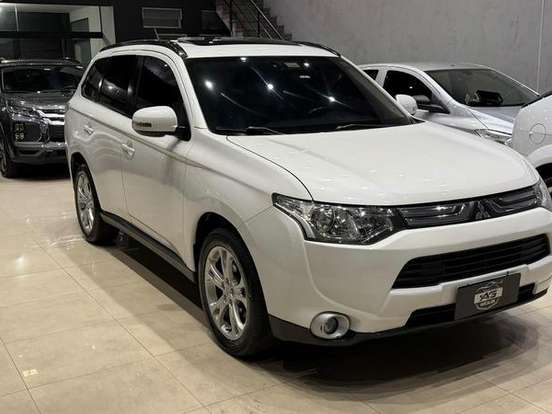 MITSUBISHI-OUTLANDER-3.0 GT 4X4 V6 24V GASOLINA 4P AUTOMÁTICO MITSUBISHI-OUTLANDER-2013