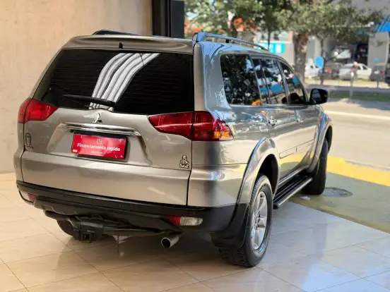 MITSUBISHI-PAJERO DAKAR-2012