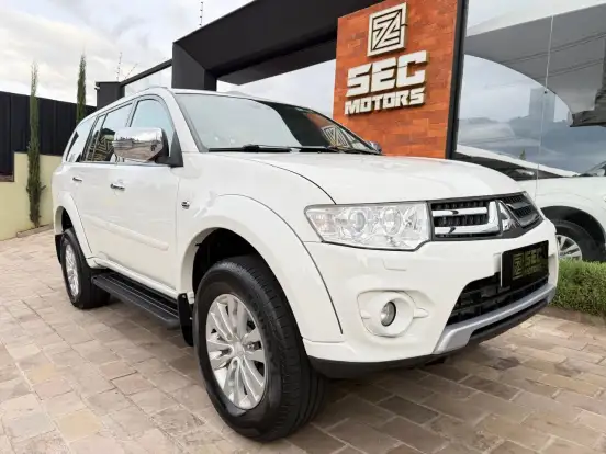 MITSUBISHI-PAJERO DAKAR-2015