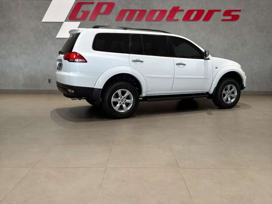 MITSUBISHI-PAJERO DAKAR-3.2 4X4 16V TURBO INTERCOOLER DIESEL 4P AUTOMÁTICO MITSUBISHI-PAJERO DAKAR-2015