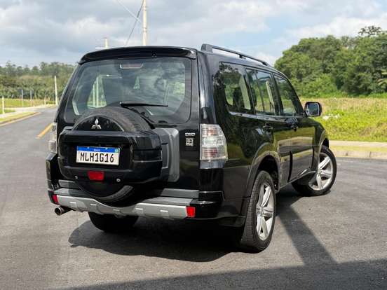 MITSUBISHI-PAJERO FULL-2013