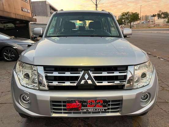 MITSUBISHI-PAJERO FULL-3.2 HPE 4X4 16V TURBO INTERCOOLER DIESEL 4P AUTOMÁTICO MITSUBISHI-PAJERO FULL-2013
