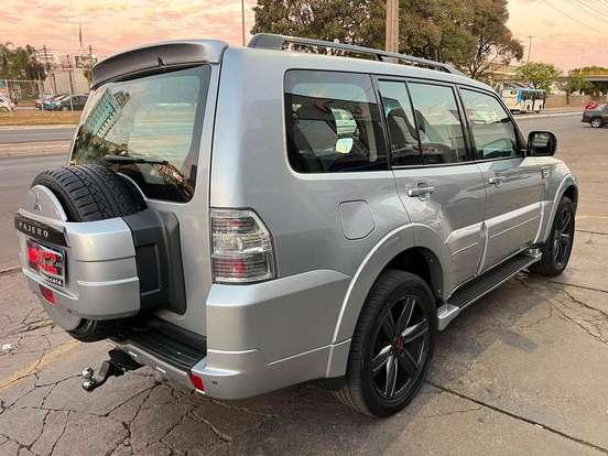 MITSUBISHI-PAJERO FULL-3.2 HPE 4X4 16V TURBO INTERCOOLER DIESEL 4P AUTOMÁTICO MITSUBISHI-PAJERO FULL-2013