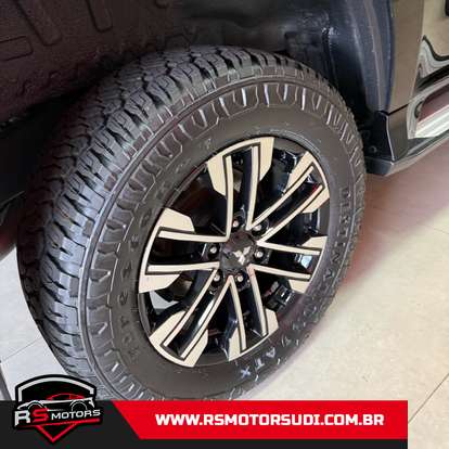 MITSUBISHI-PAJERO SPORT-2020