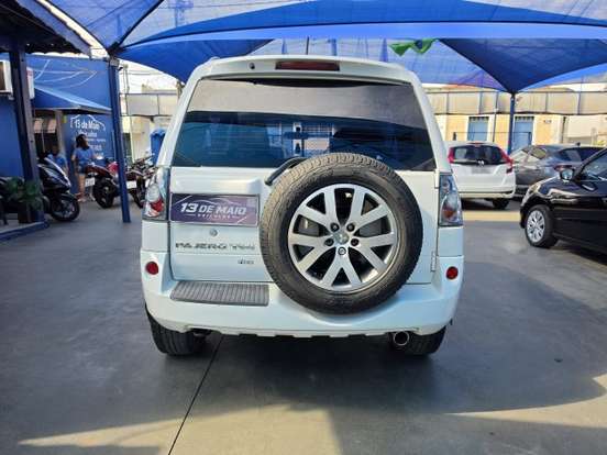 MITSUBISHI-PAJERO TR4-2013