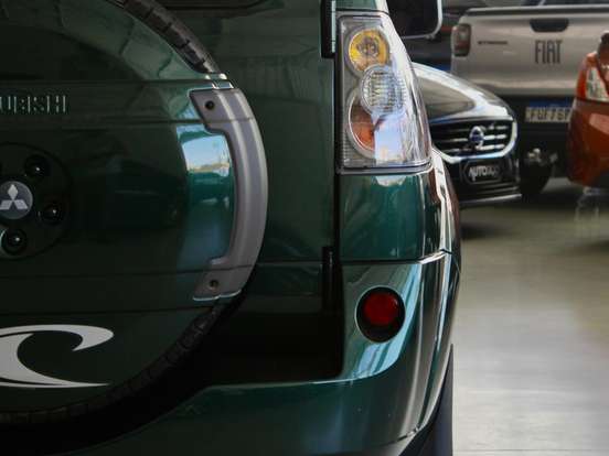 MITSUBISHI-PAJERO TR4-2014