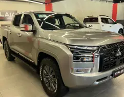 MITSUBISHI TRITON 2.4 BITURBO DIESEL CD HPE 4X4 AUTOMÁTICO MITSUBISHI TRITON 2.4 BITURBO DIESEL CD HPE 4X4 AUTOMÁTICO