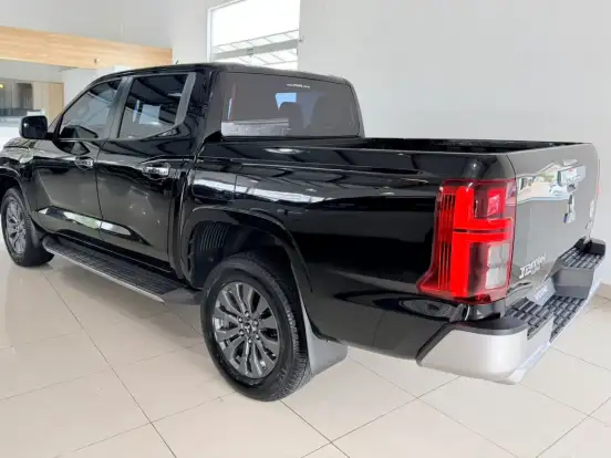 MITSUBISHI-TRITON-2.4 BITURBO DIESEL CD HPE-S 4X4 AUTOMÁTICO MITSUBISHI-TRITON-2025