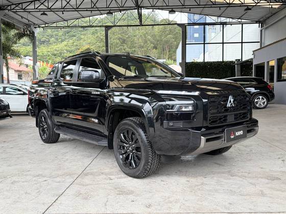 MITSUBISHI TRITON 2.4 BITURBO DIESEL CD KATANA 4X4 AUTOMÁTICO
