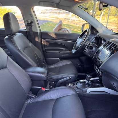 MITSUBISHI-ASX-2014