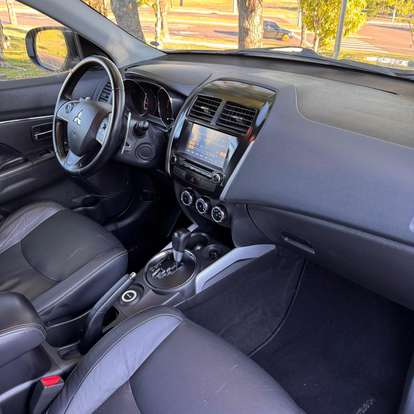 MITSUBISHI-ASX-2014