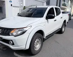 MITSUBISHI L200 TRITON 2.4 16V TURBO DIESEL GL CD 4X4 MANUAL MITSUBISHI L200 TRITON 2.4 16V TURBO DIESEL GL CD 4X4 MANUAL