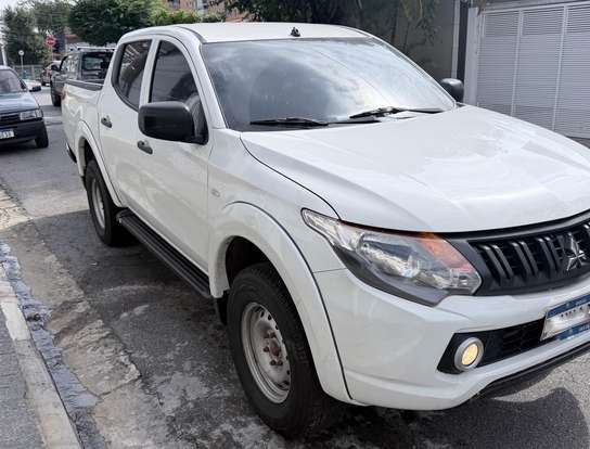 MITSUBISHI-L200 TRITON-2022