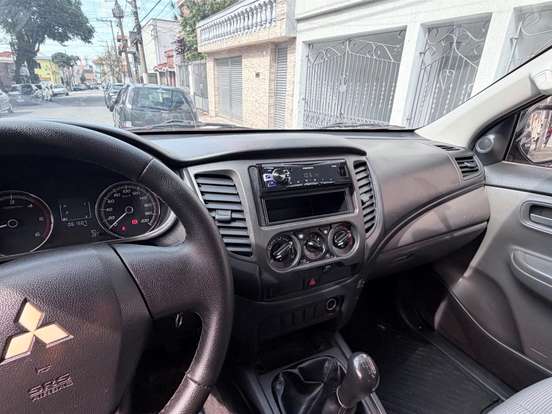 MITSUBISHI-L200 TRITON-2.4 16V TURBO DIESEL GL CD 4X4 MANUAL MITSUBISHI-L200 TRITON-2022