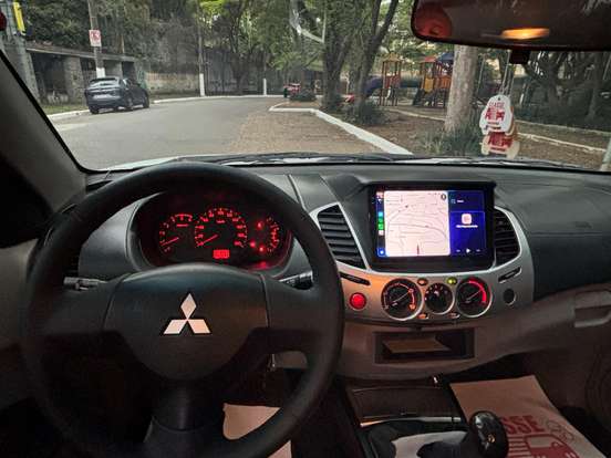 MITSUBISHI-L200 TRITON-2017