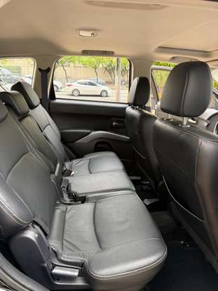 MITSUBISHI-OUTLANDER-2013