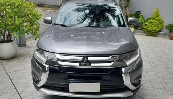 MITSUBISHI-OUTLANDER-2015