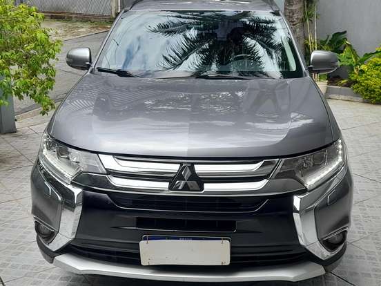 MITSUBISHI-OUTLANDER-2.2 4X4 16V DIESEL 4P AUTOMÁTICO MITSUBISHI-OUTLANDER-2015